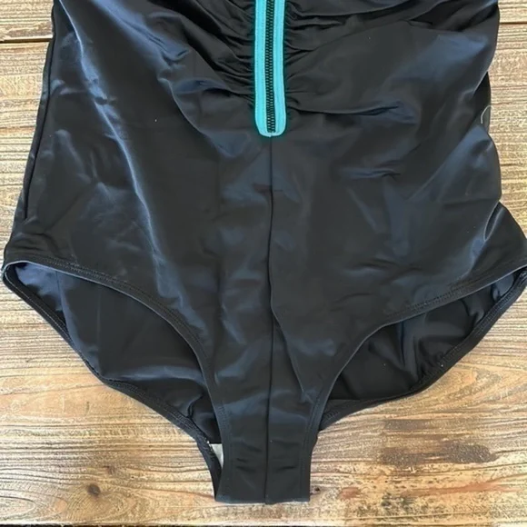 Delimira Swimsuit One piece Size 14 NWT - Picture 4 of 13